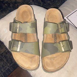 Womens Arizona “Birko-Flor” Camo Print Birkenstock